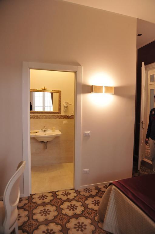 B&B Villa Anna Lucca Bagian luar foto