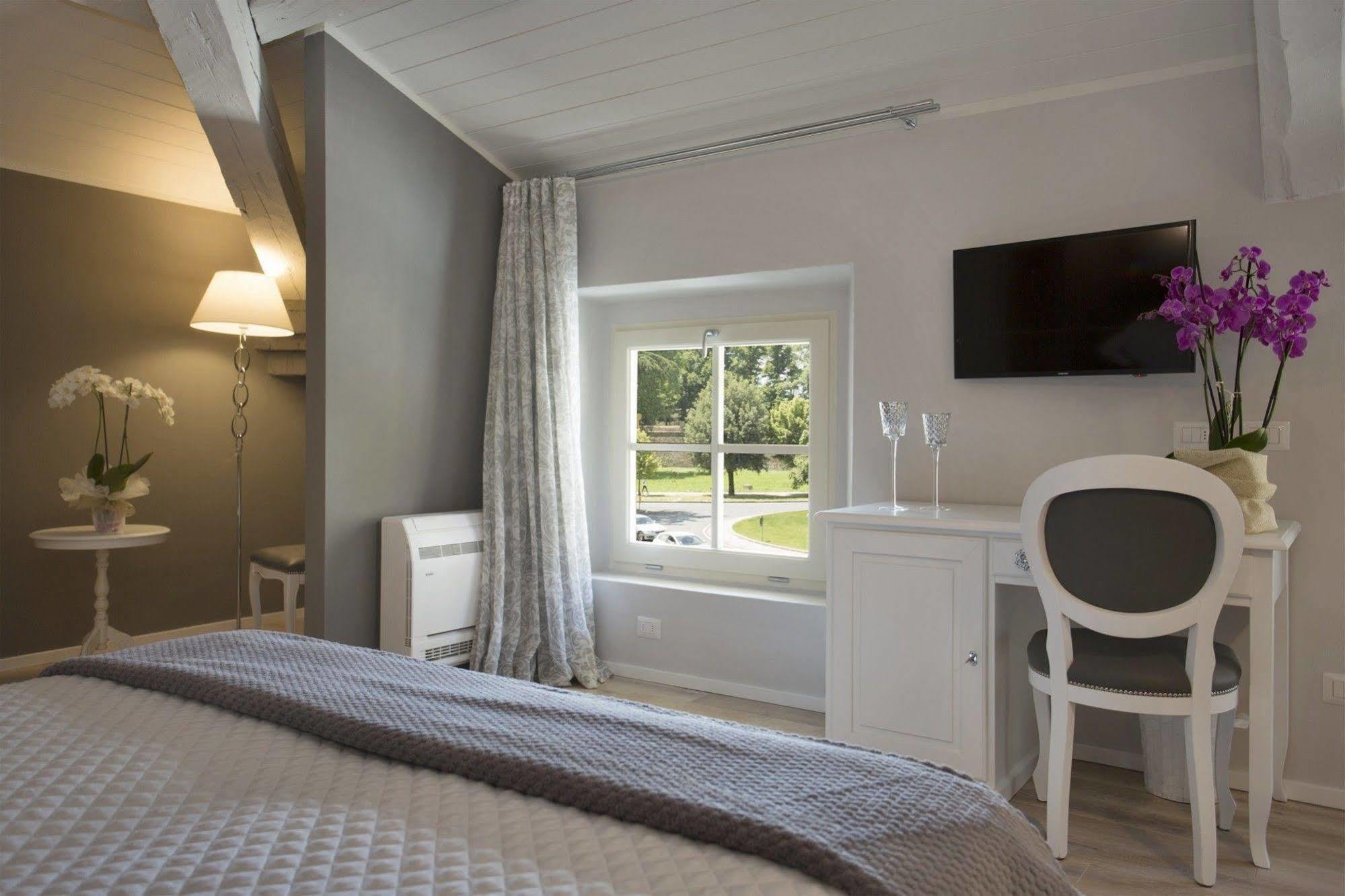 B&B Villa Anna Lucca Bagian luar foto