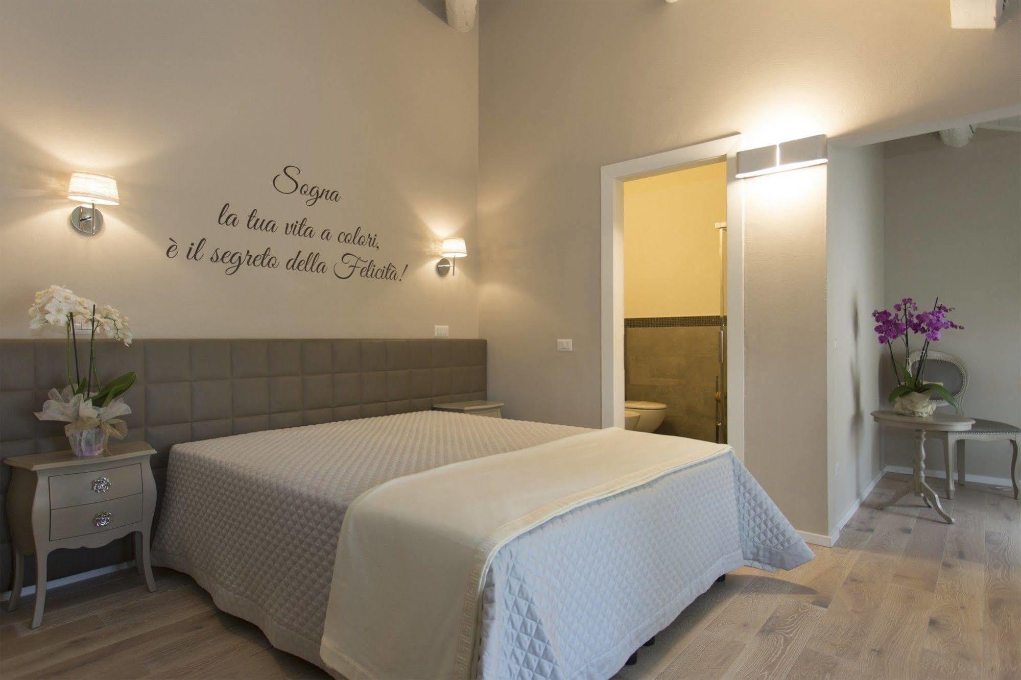 B&B Villa Anna Lucca Bagian luar foto