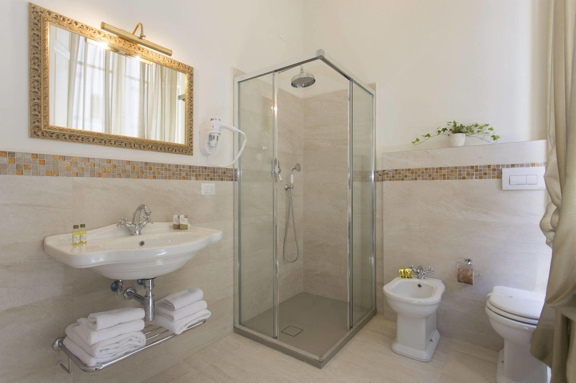 B&B Villa Anna Lucca Bagian luar foto