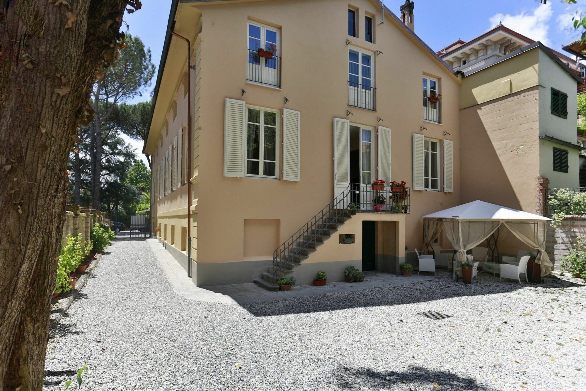 B&B Villa Anna Lucca Bagian luar foto